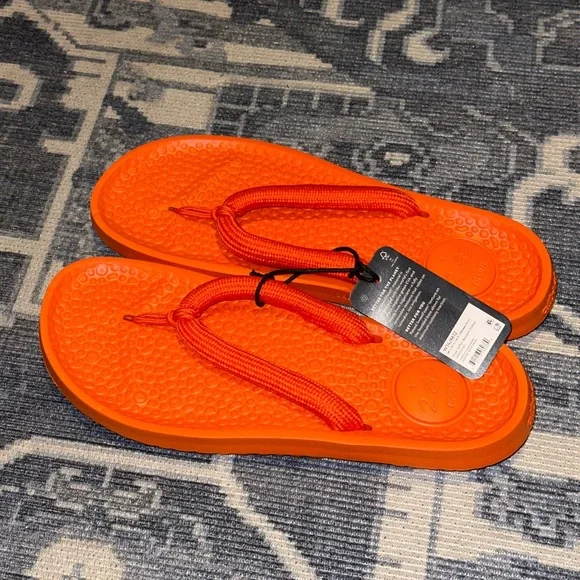 Allbirds Sugar Zeffer sandals in Boyant Orange size men’s 12/women’s 14 NWT! - Picture 1 of 5